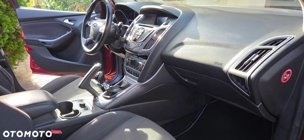 Ford Focus 1.0 EcoBoost STart-Stopp-System TITANIUM - 10