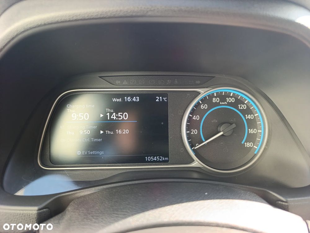 Nissan Leaf 40kWh N-Connecta - 24