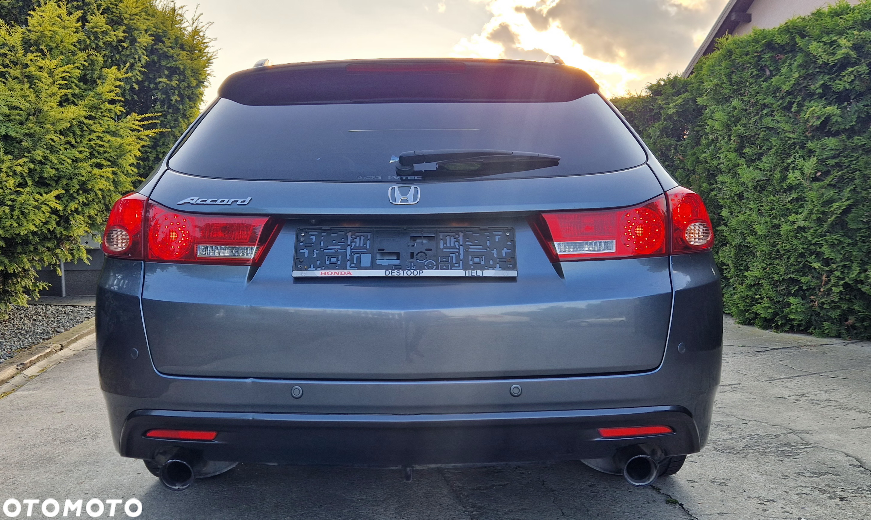 Honda Accord - 4