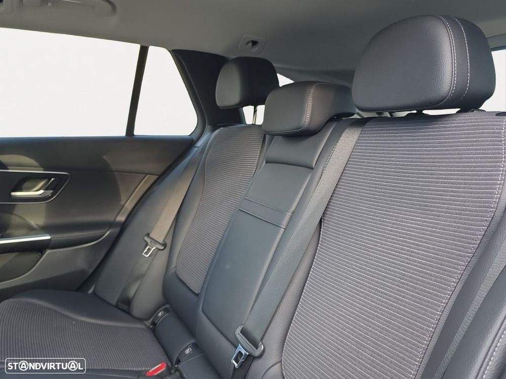 Mercedes-Benz C 300 de Avantgarde - 15