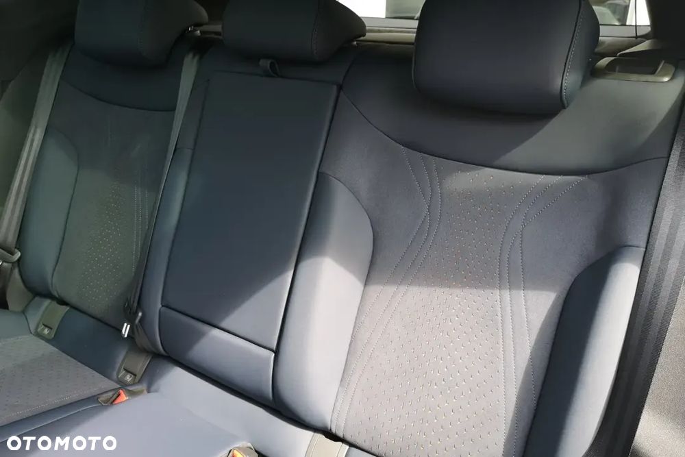 Cupra Tavascan 82kWh 4Drive VZ - 18