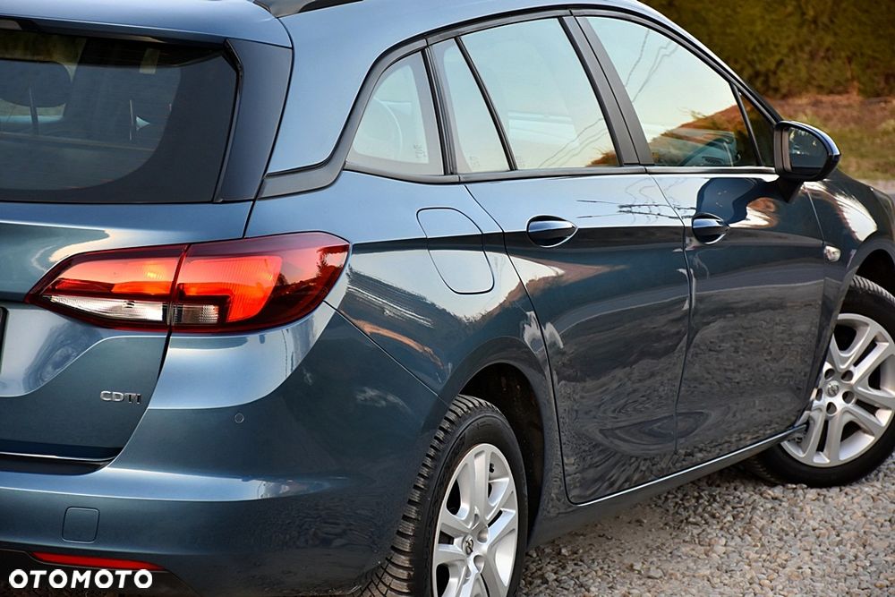 Opel Astra 1.6 D (CDTI) Innovation - 11
