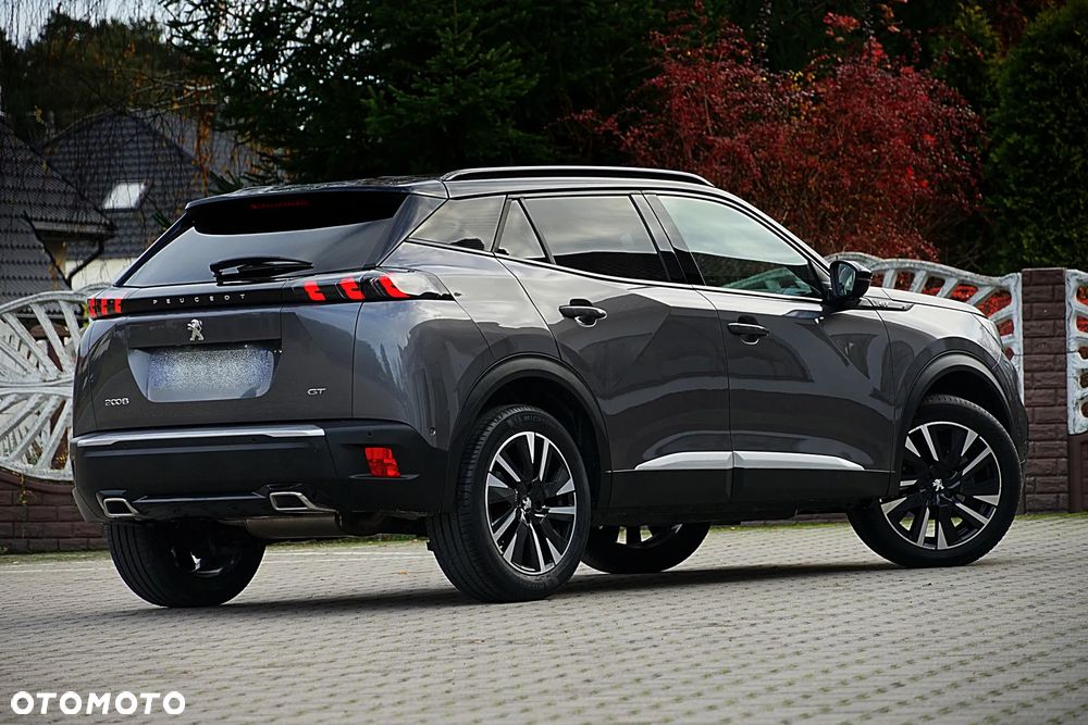 Peugeot 2008 PureTech 130 EAT8 GT - 13
