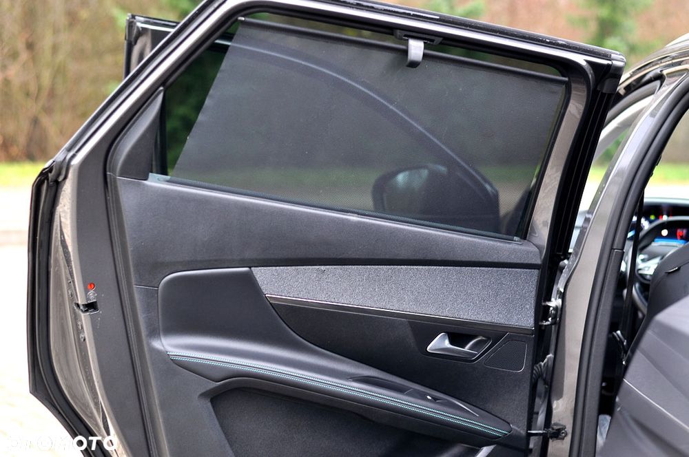 Peugeot 5008 BlueHDi 180 EAT8 Roadtrip - 36