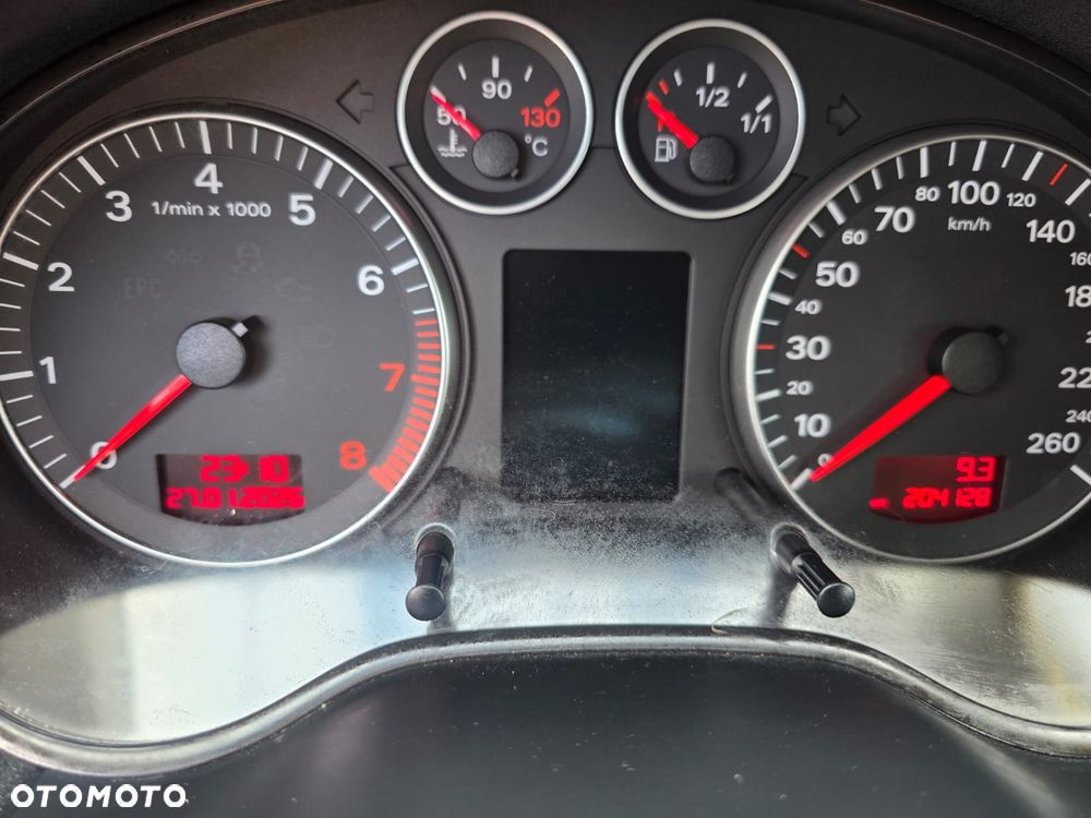 Audi A3 Sportback 2.0 FSI Ambiente - 11