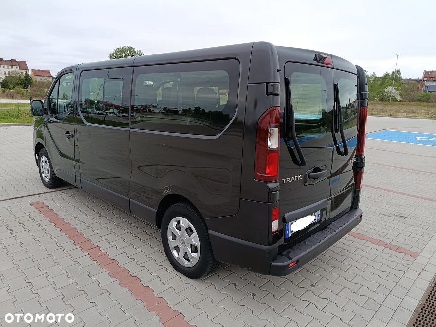 Renault Trafic - 11