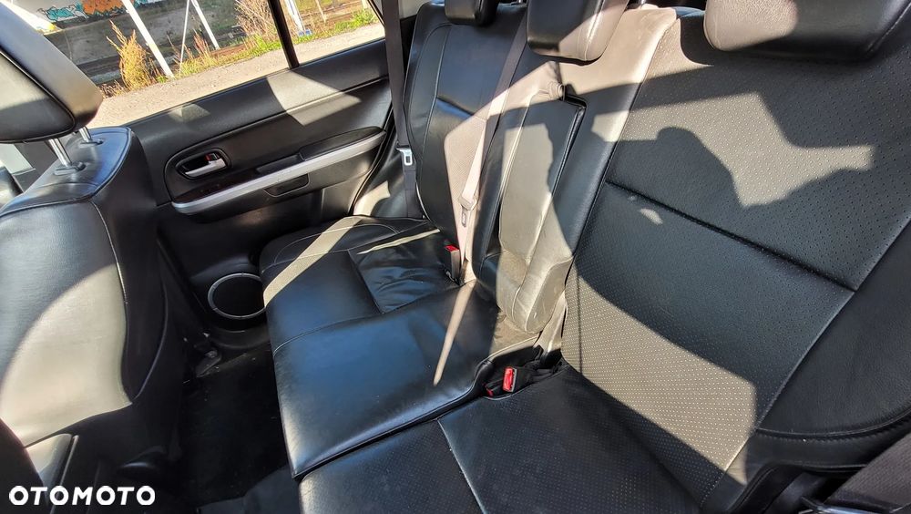 Suzuki Grand Vitara - 10
