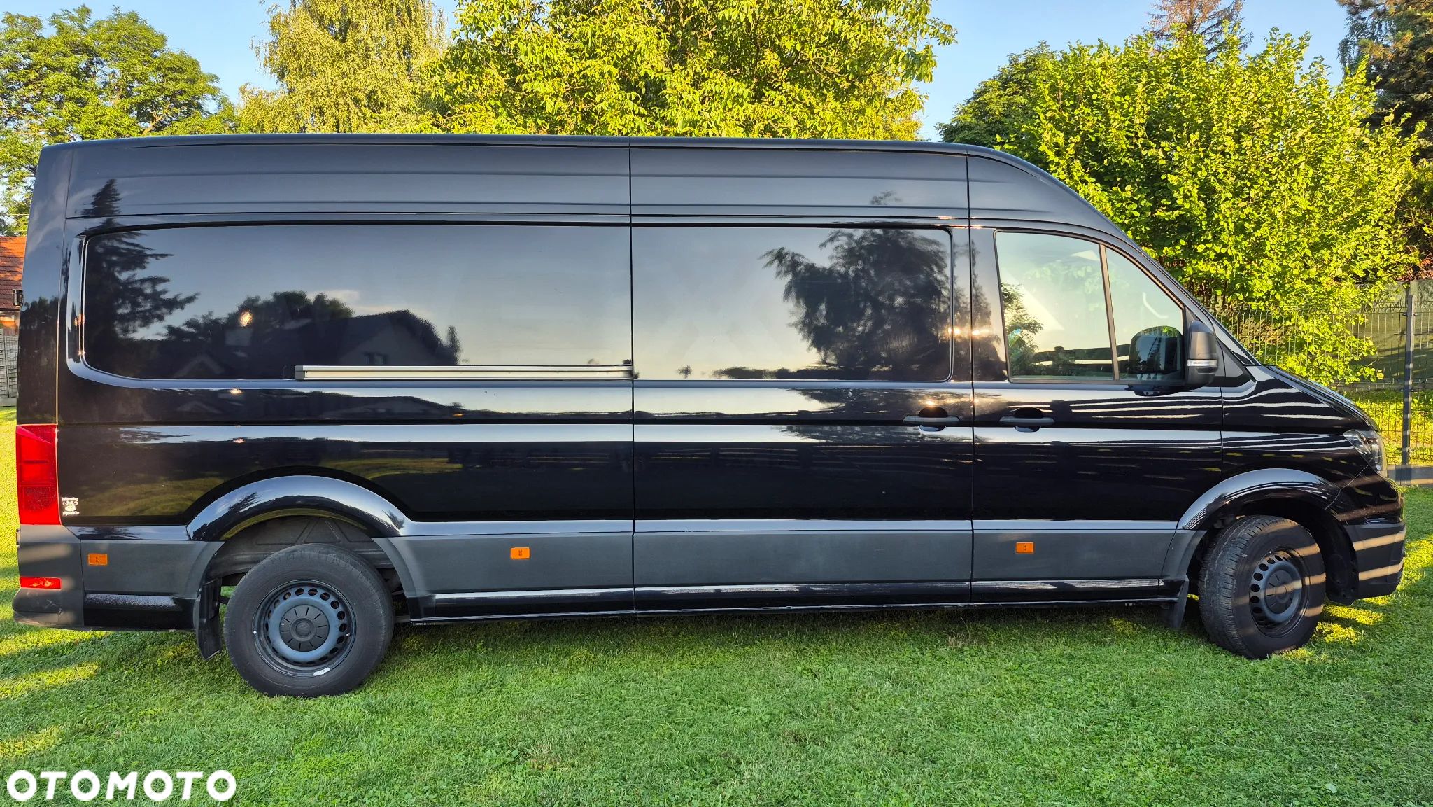 Volkswagen Crafter - 1