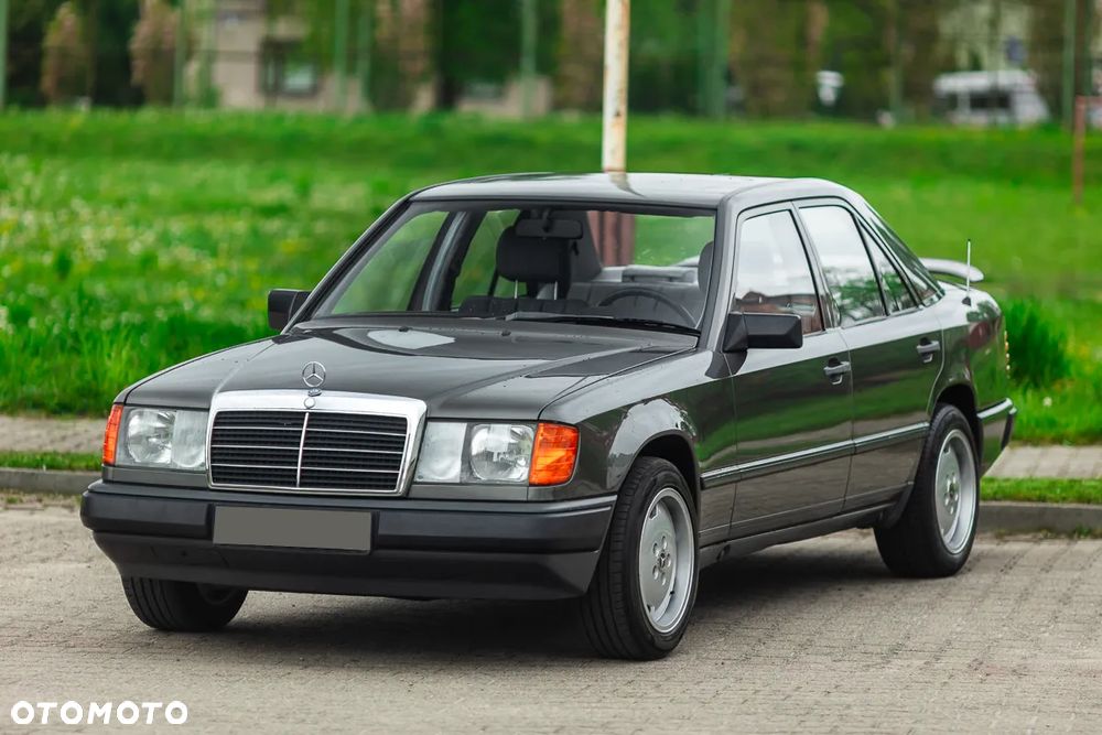 Mercedes-Benz W124 (1984-1993) - 9