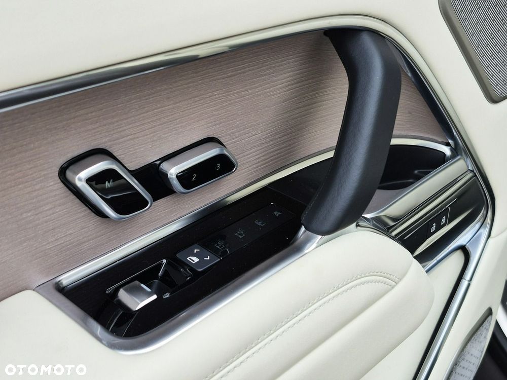 Land Rover Range Rover - 22