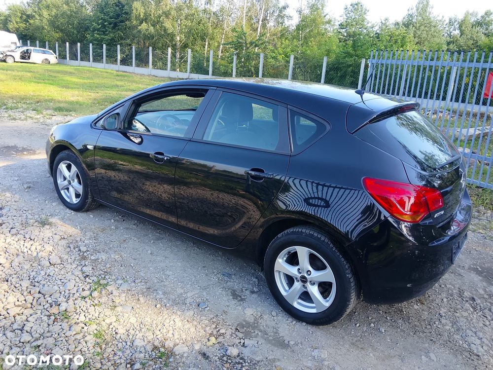 Opel Astra 1.4 Edition - 4