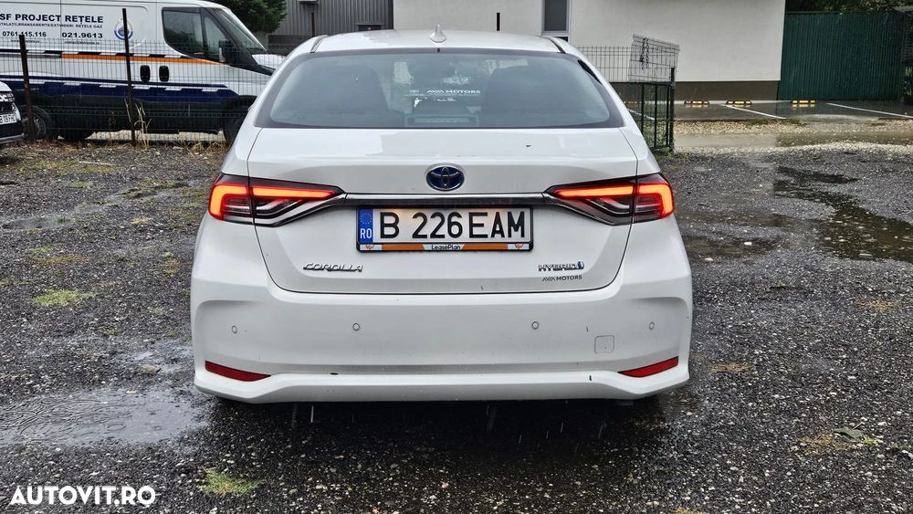 Toyota Corolla Sedan 1.8 HSD Business - 5