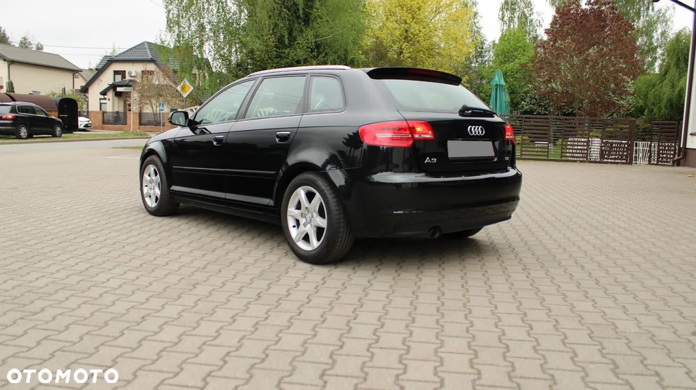 Audi A3 Sportback 1.6 TDI Attraction - 18