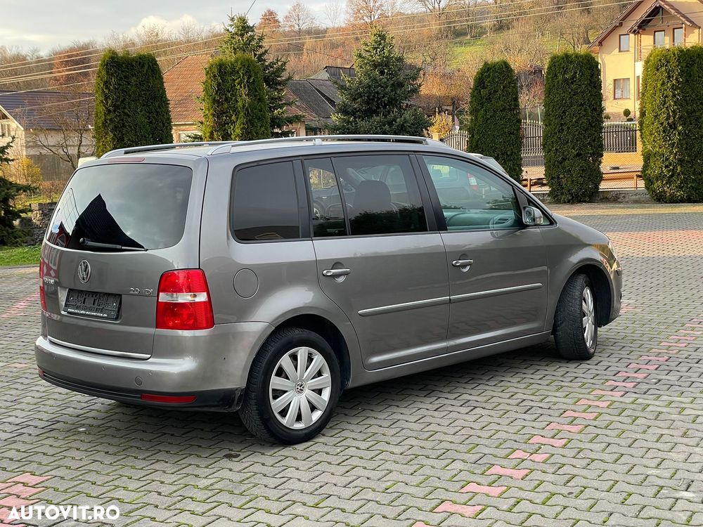 Volkswagen Touran 2.0 TDI DPF Cross - 11