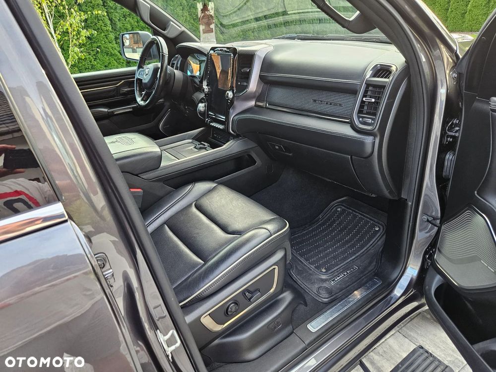 RAM 1500 5.7 Crew Cab Limited - 10