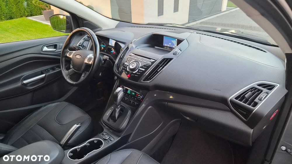 Ford Kuga 2.0 TDCi 4x4 Titanium - 18