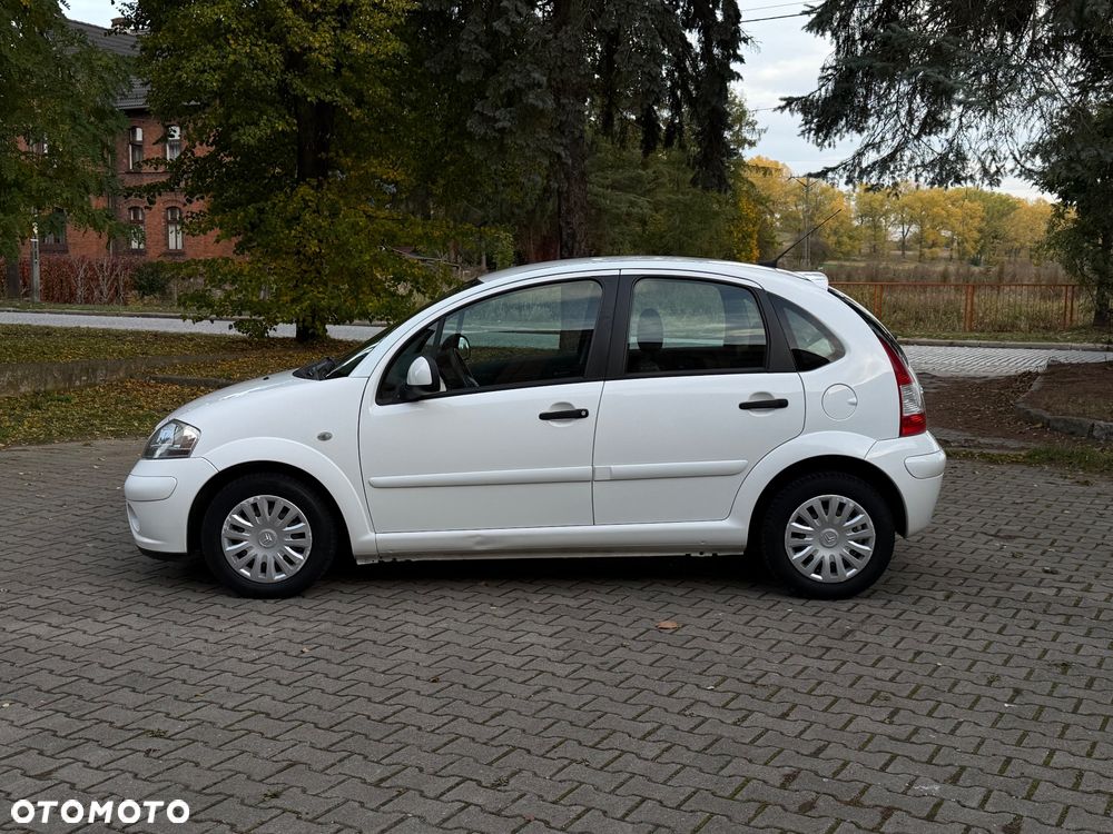 Citroen C3 2010 photo 3