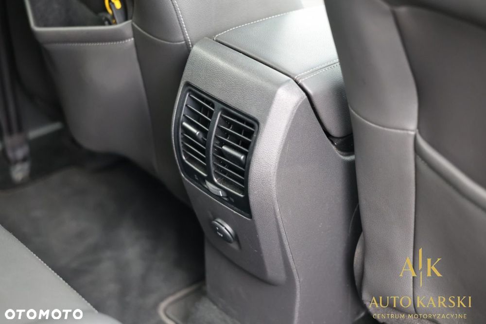 Ford Kuga - 35