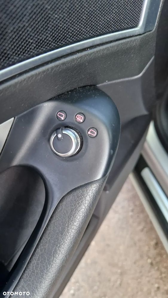 Audi A6 Avant 2.0 TDI - 11