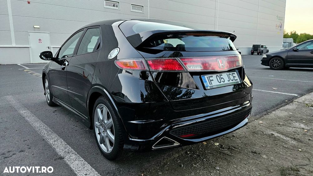 Honda Civic 1.8i Sport - 3