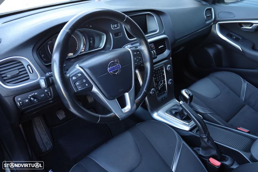 Volvo V40 2.0 D2 Kinetic - 7