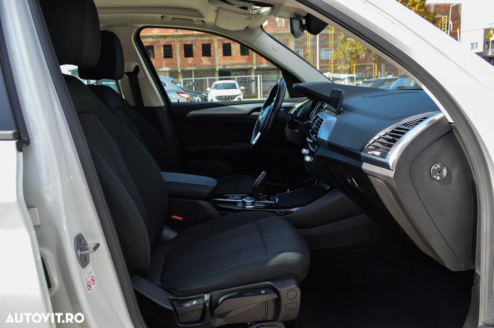 BMW X3 xDrive30e Aut. Advantage - 24