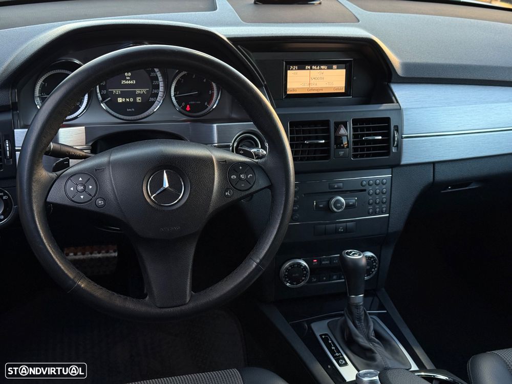 Mercedes-Benz GLK 220 CDI DPF BlueEFFICIENCY 7G-TRONIC SPORT EDITION - 7