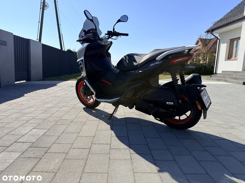 Aprilia SR - 6