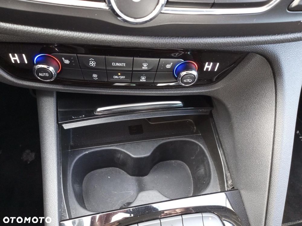 Opel Insignia 2.0 CDTI Innovation S&S - 18