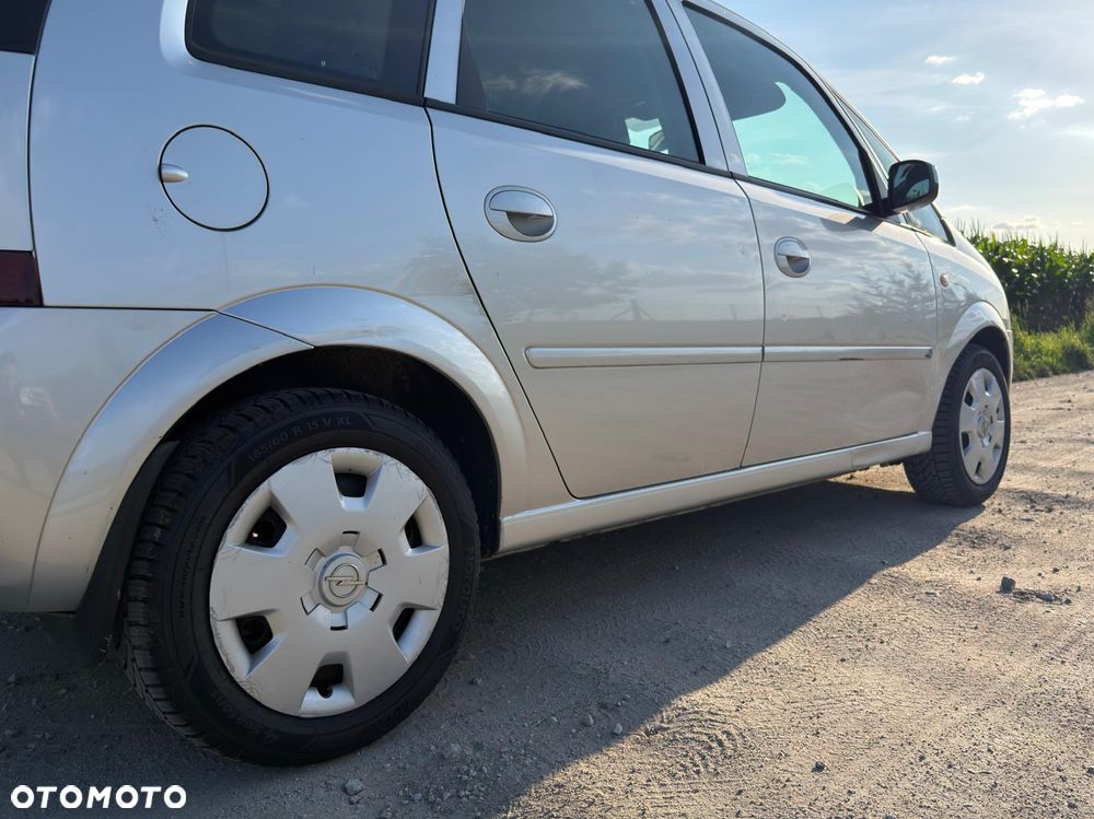 Opel Meriva 1.4 - 10