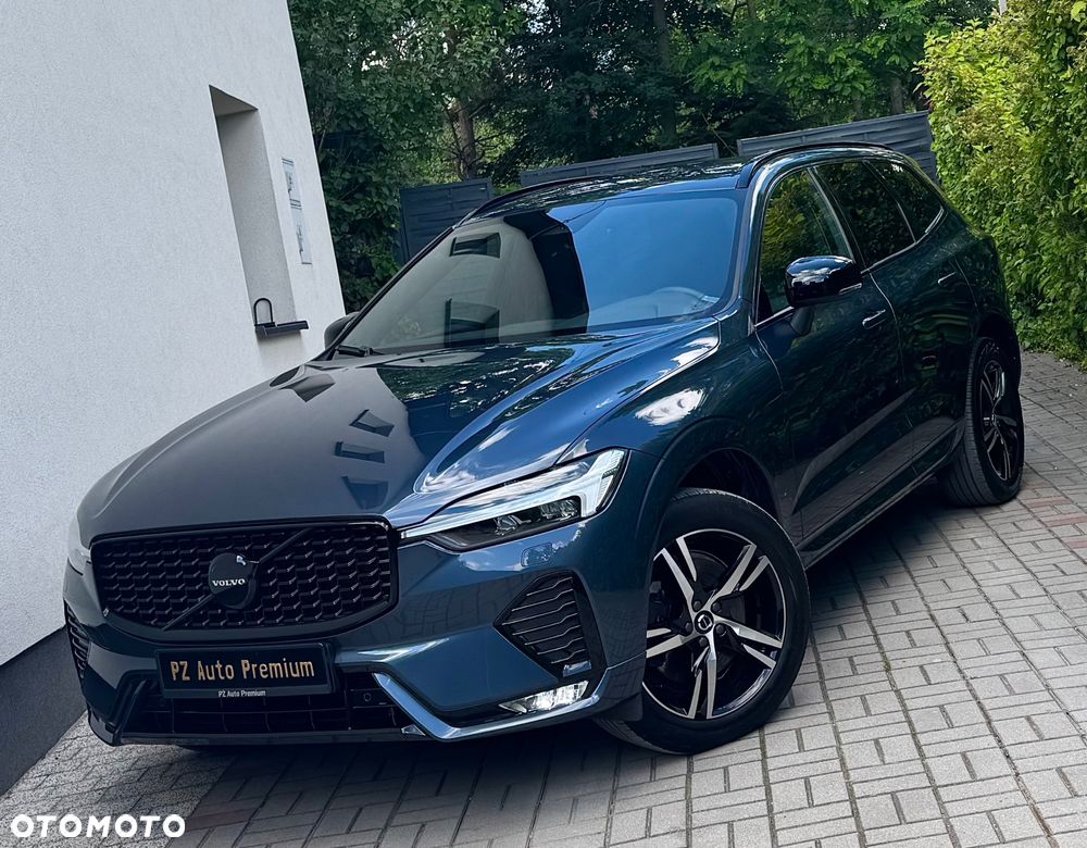 Volvo XC 60 B4 D AWD Plus Dark - 3