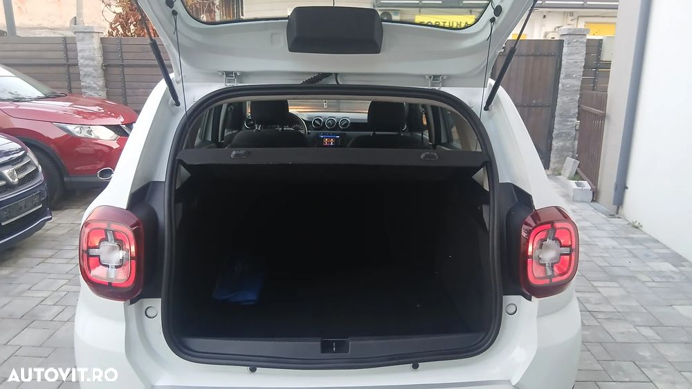 Dacia Duster 1.6 4x2 Laureate - 16