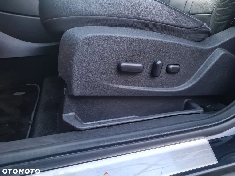 Ford Kuga 2.0 TDCi Titanium - 20