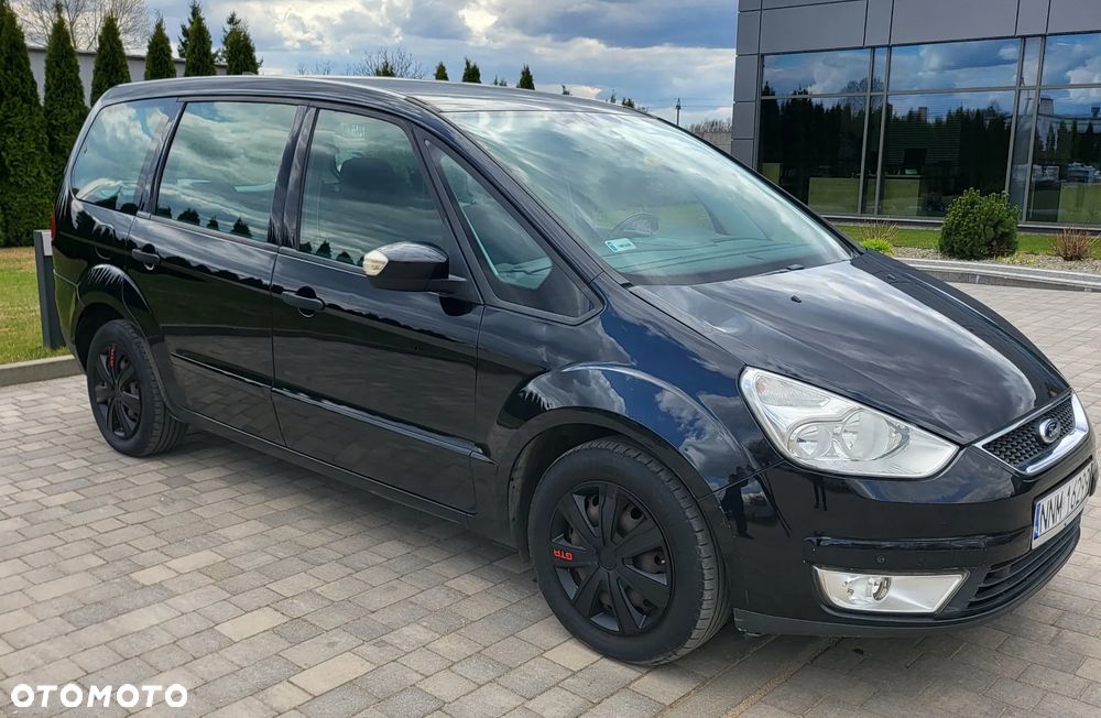 Ford Galaxy 1.8 TDCi Ambiente - 2