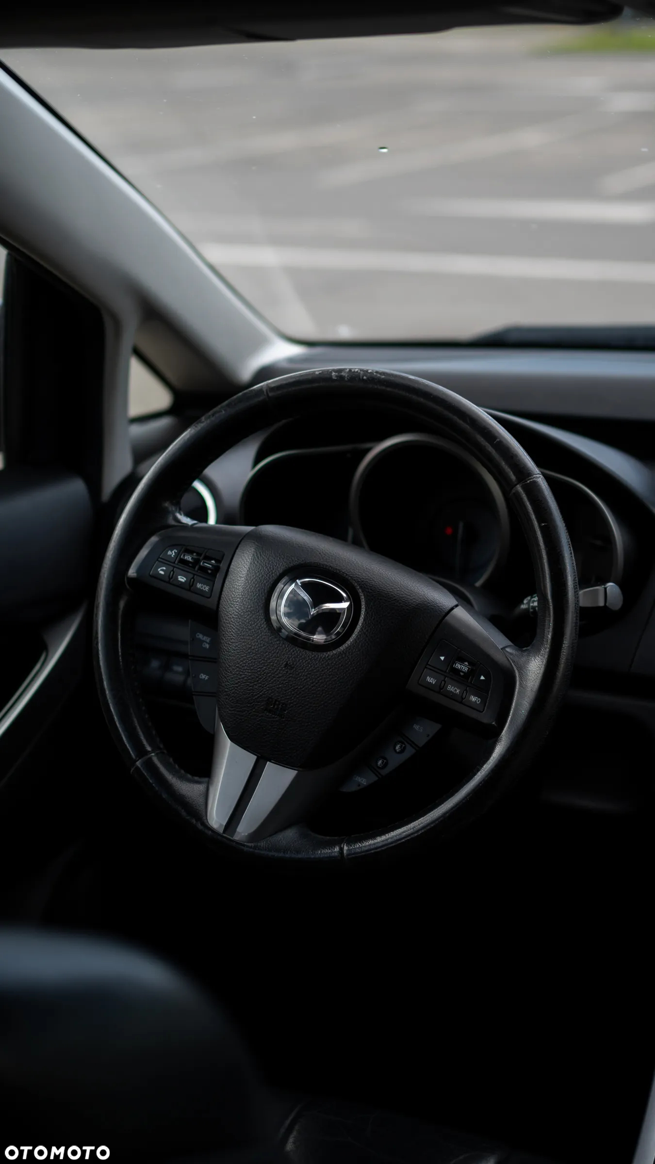 Mazda CX-7 2.2 CD Exclusive + - 8