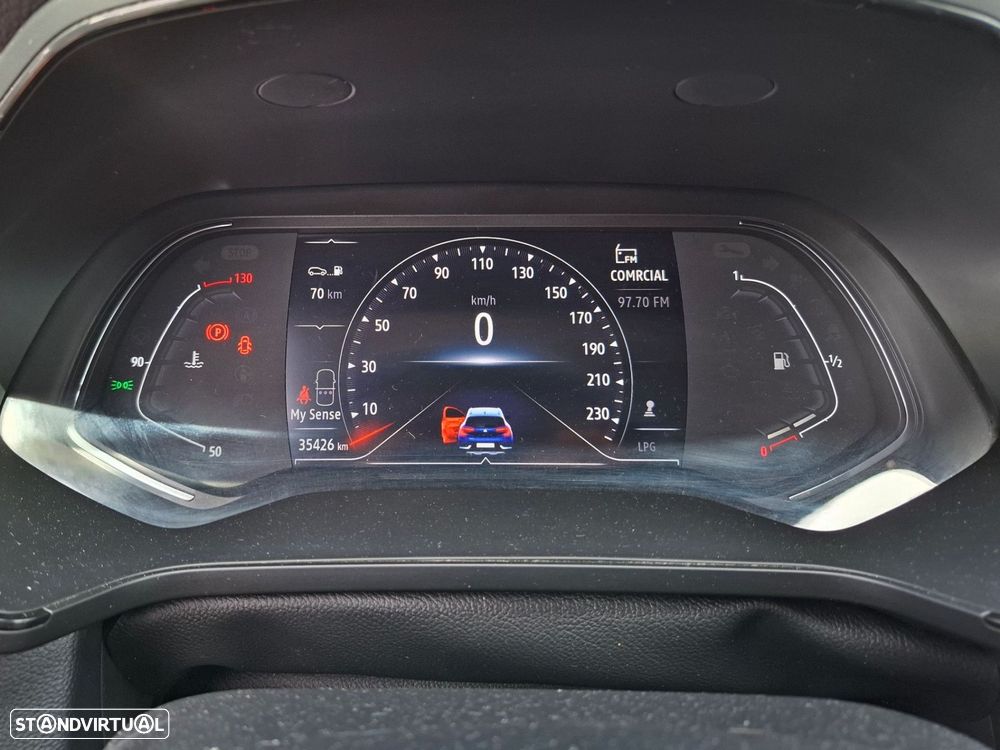 Renault Captur 1.0 TCe Techno Bi-Fuel - 19