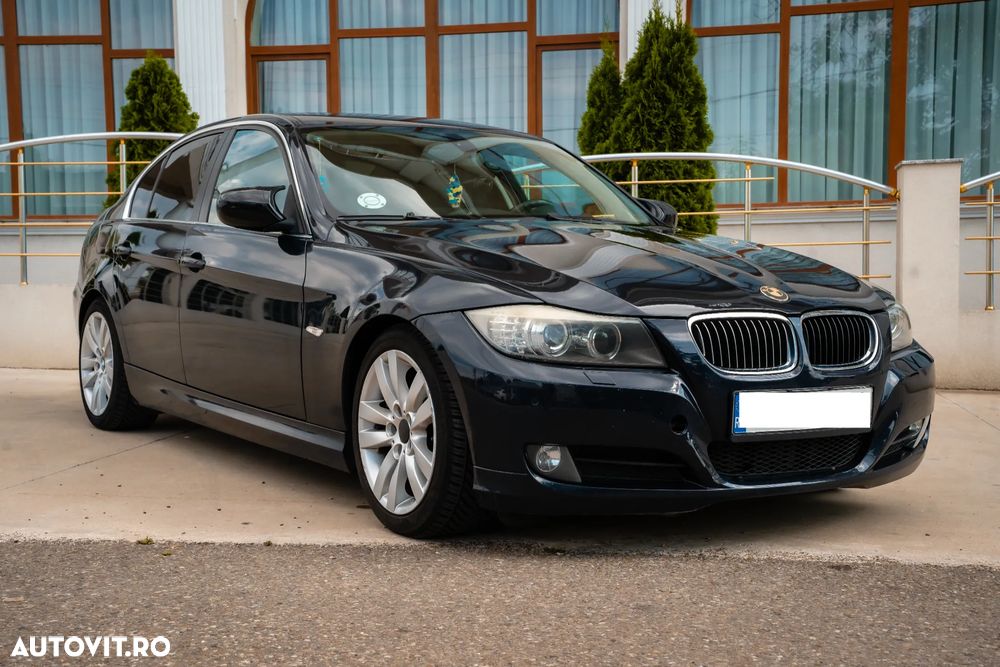 BMW Seria 3 320d DPF Aut. - 2