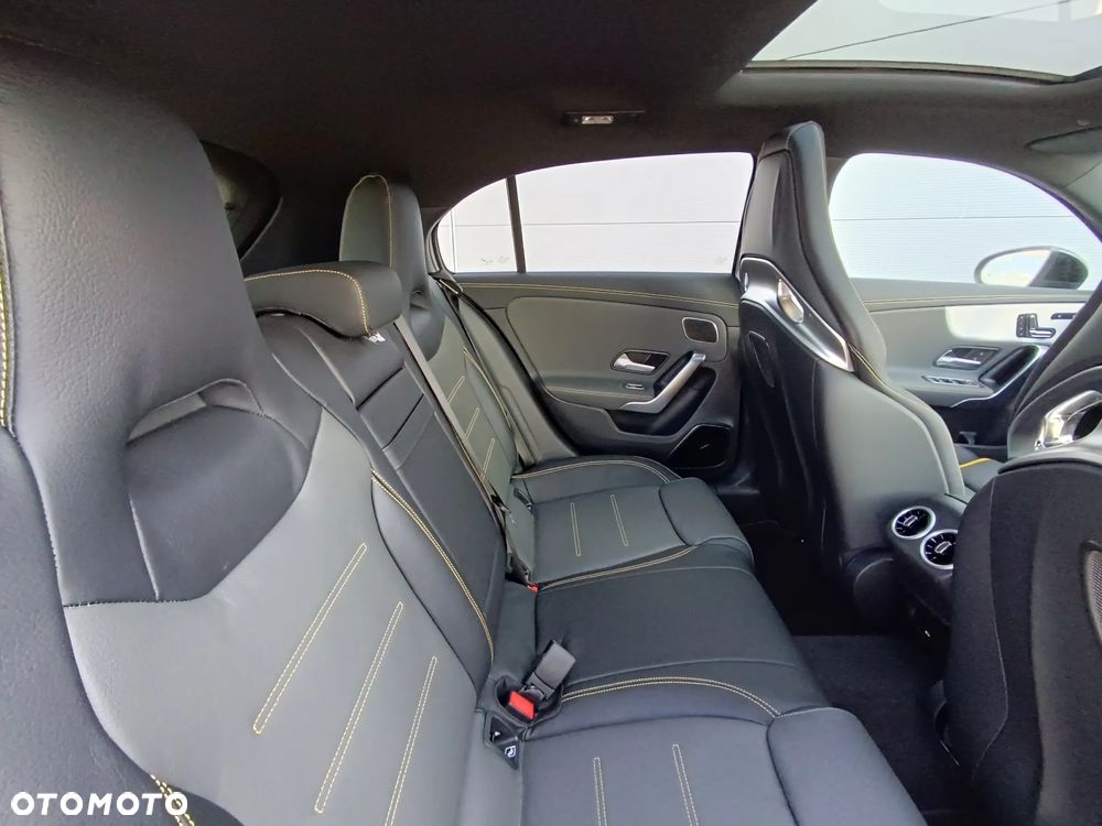 Mercedes-Benz Klasa A 45 S AMG 4-Matic 8G-DCT - 10