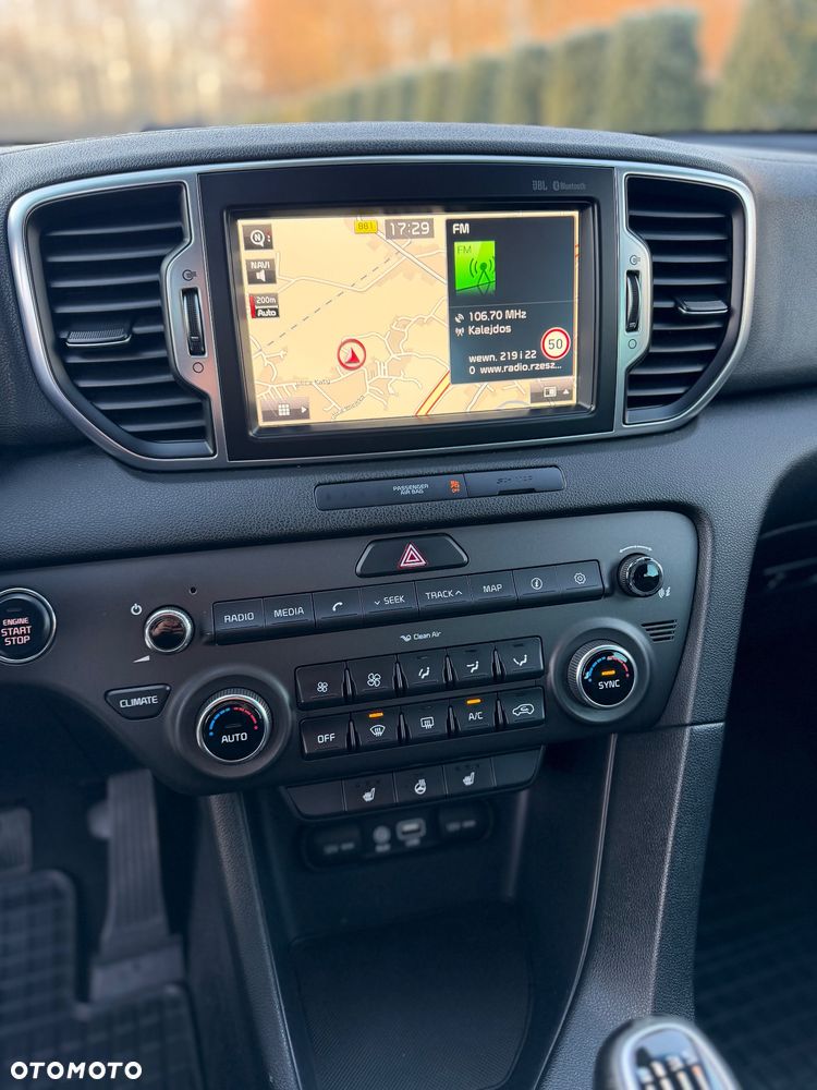 Kia Sportage 1.7 CRDI 2WD Dream-Team Edition - 10