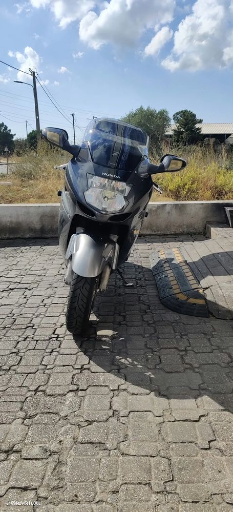 Honda CBR 1100 XX - 6
