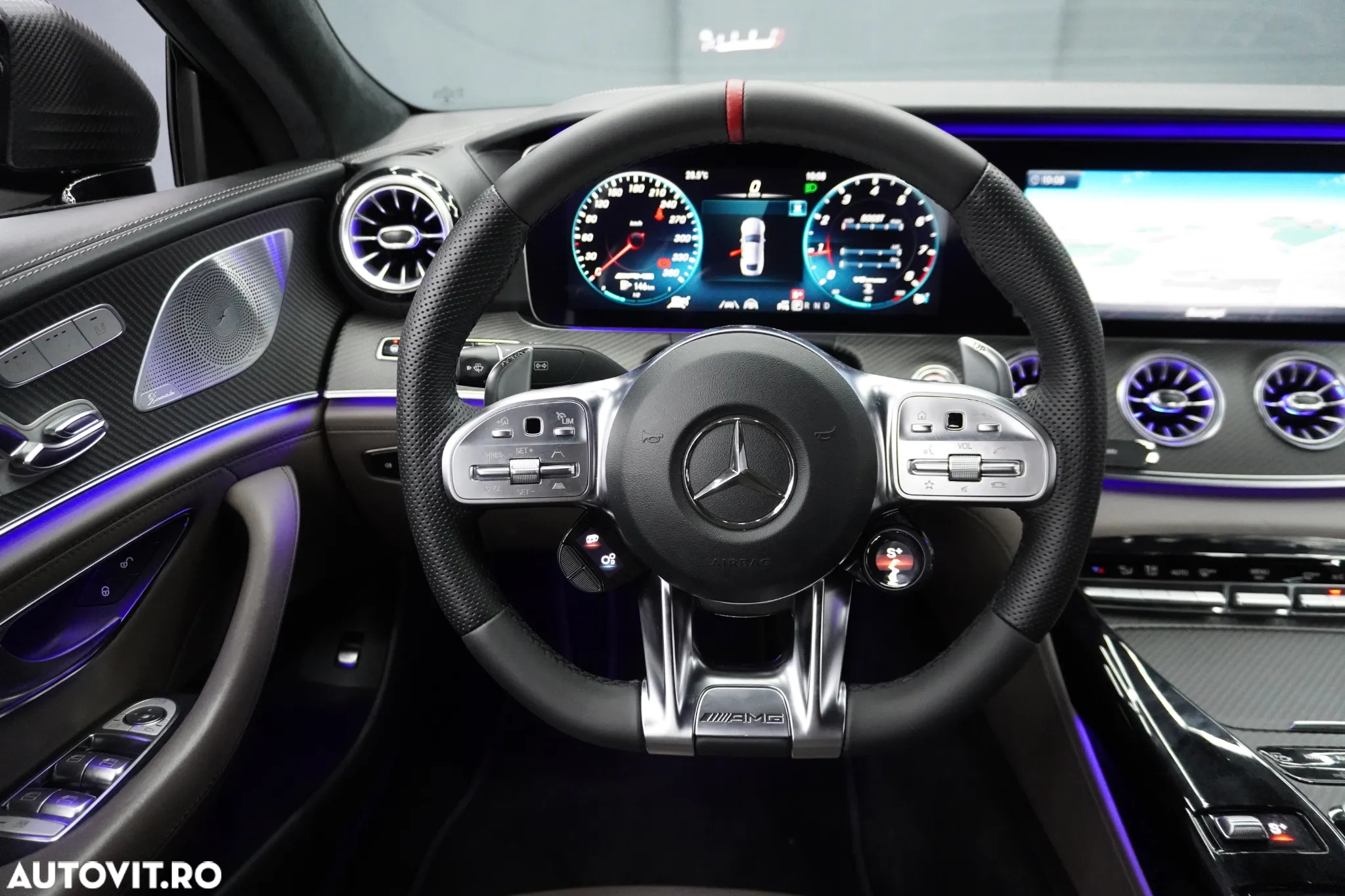Mercedes-Benz AMG GT-S 63 4MATIC+ - 31