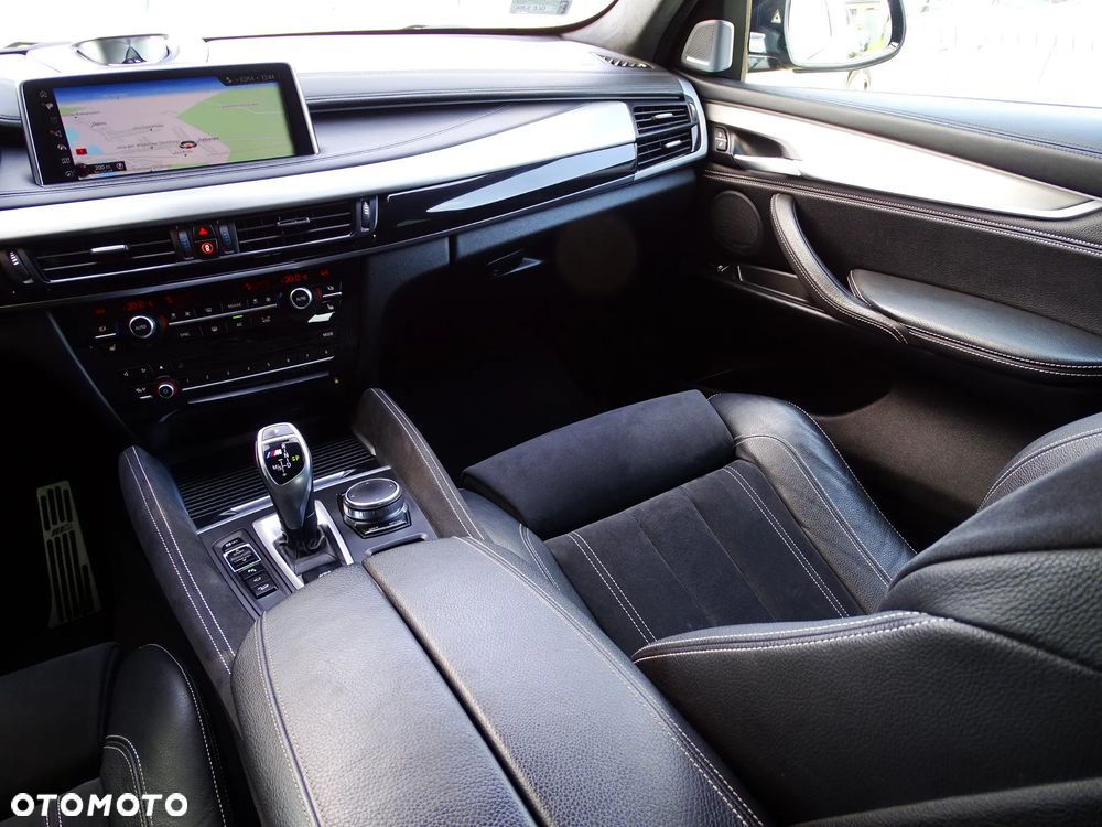 BMW X6M - 35