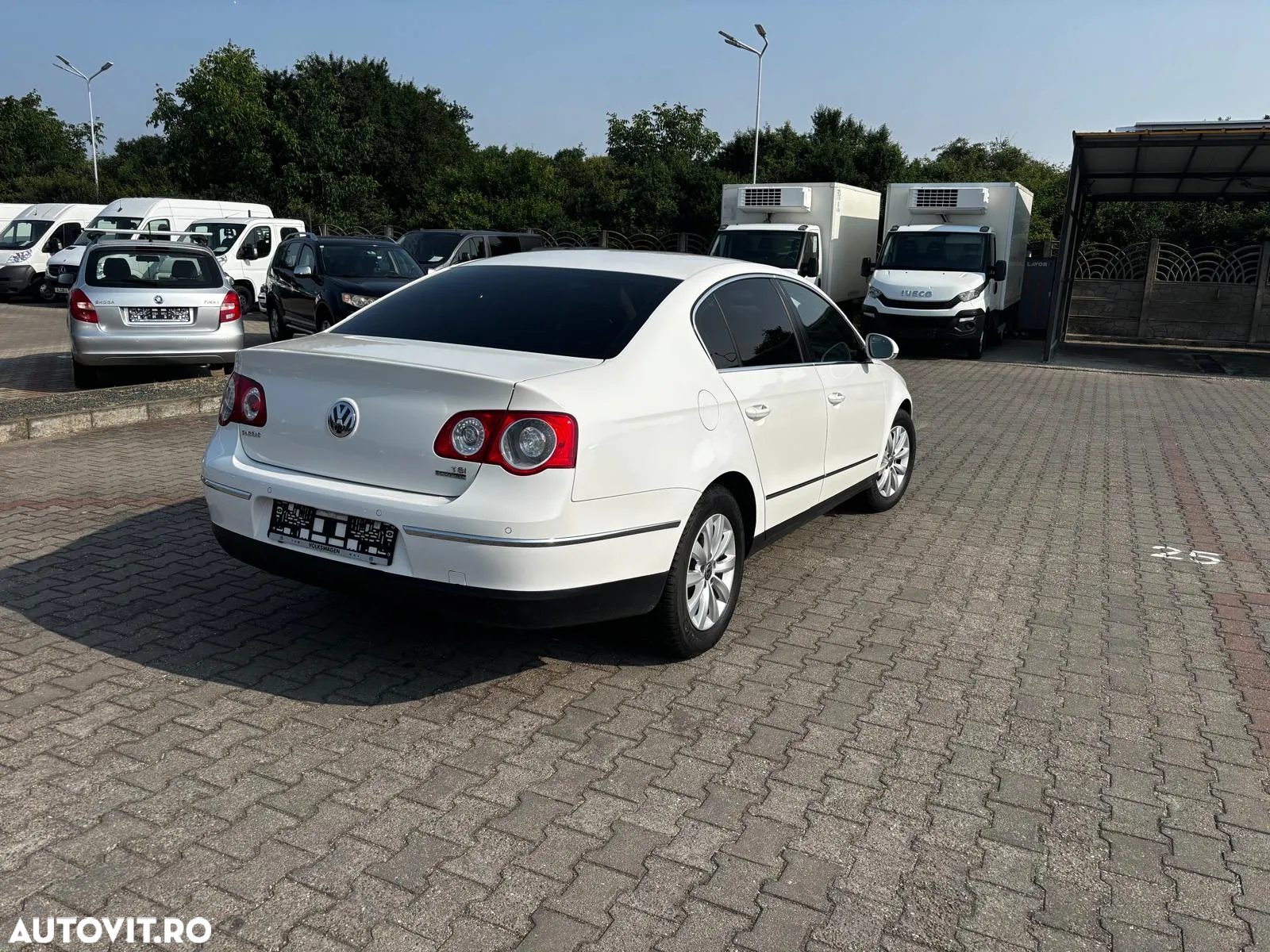 Volkswagen Passat - 3