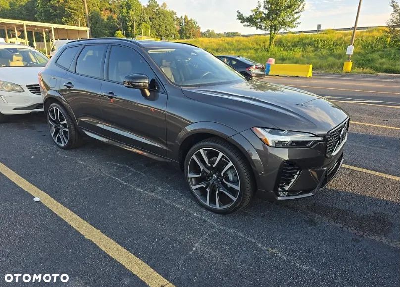 Volvo XC 60 B5 B AWD Ultimate Dark - 3