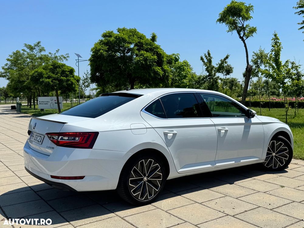 Skoda Superb 2.0 TDI Style - 22
