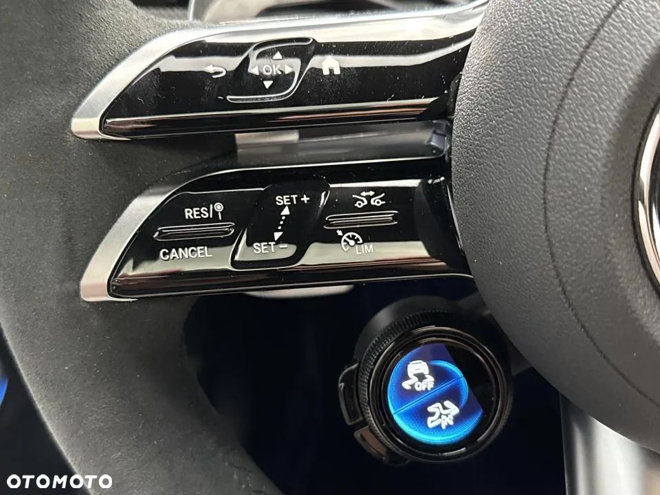 Mercedes-Benz GLC AMG 63 4Matic+ AMG Speedshift MCT 9G - 16