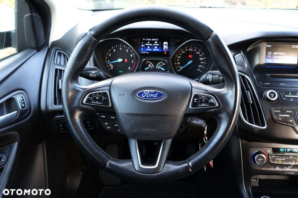 Ford Focus - 12