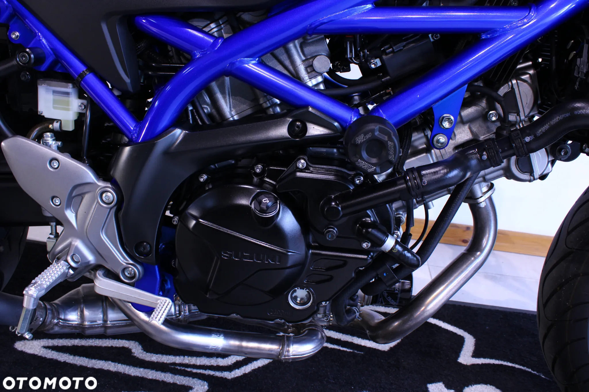 Suzuki SV - 19
