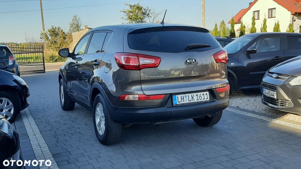 Kia Sportage 2.0 M - 5