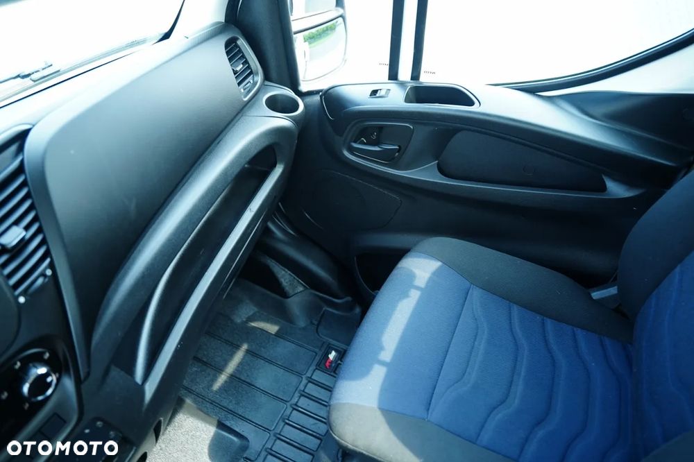 Iveco DAILY 35-140 / ZWYŻKA / PODNOŚNIK KOSZOWY MULTITEL  160 ALU   / 4 PODPORY / MANUAL / 2017 R - 30